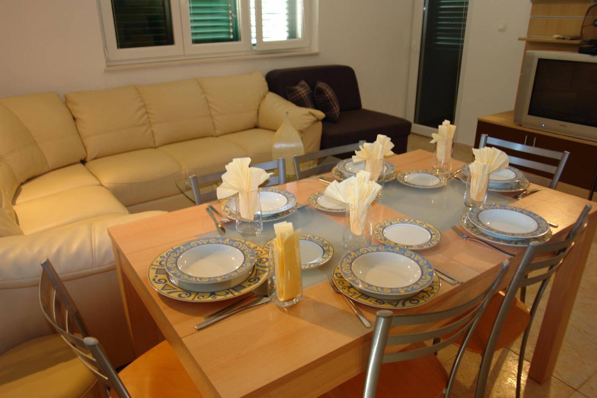 Apartment Robinson Bella Bogomolje
