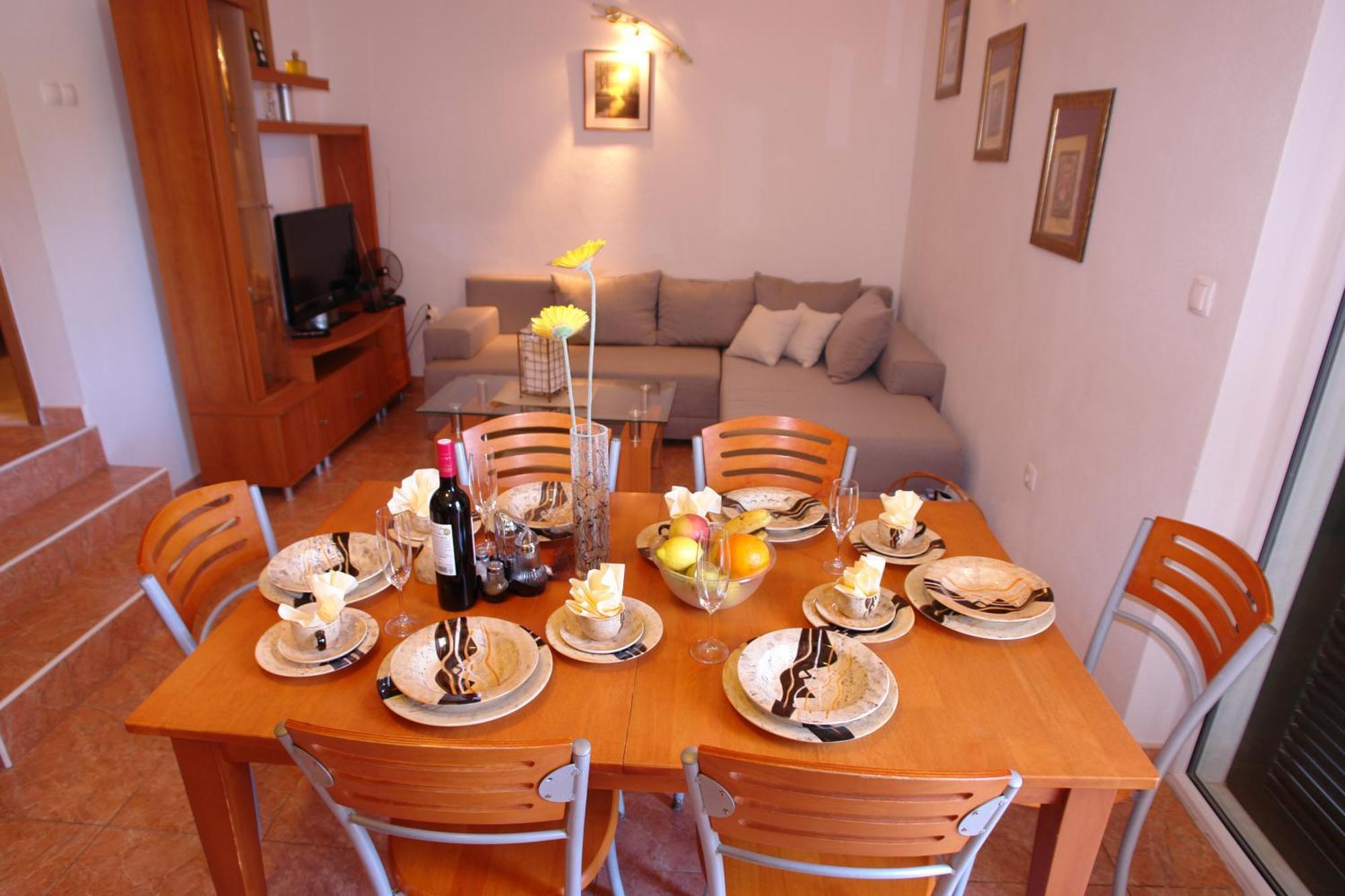 Robinson Bella Apartment *