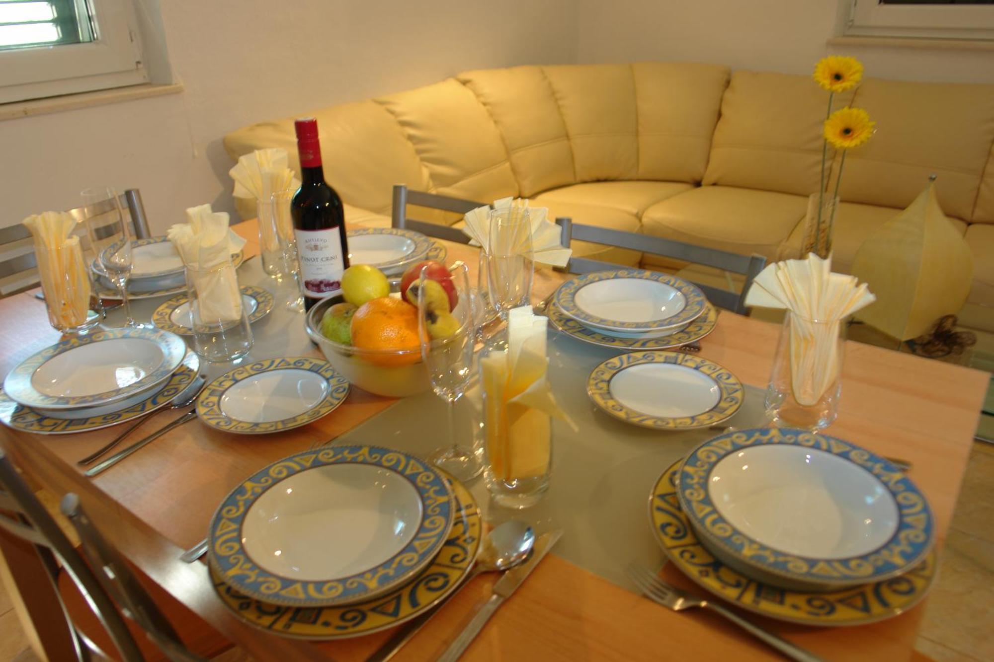Robinson Bella Apartment Bogomolje